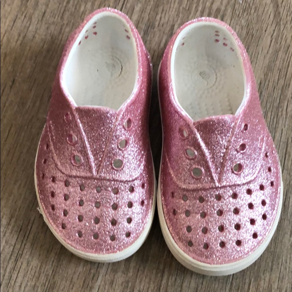 Native glitter water shoes